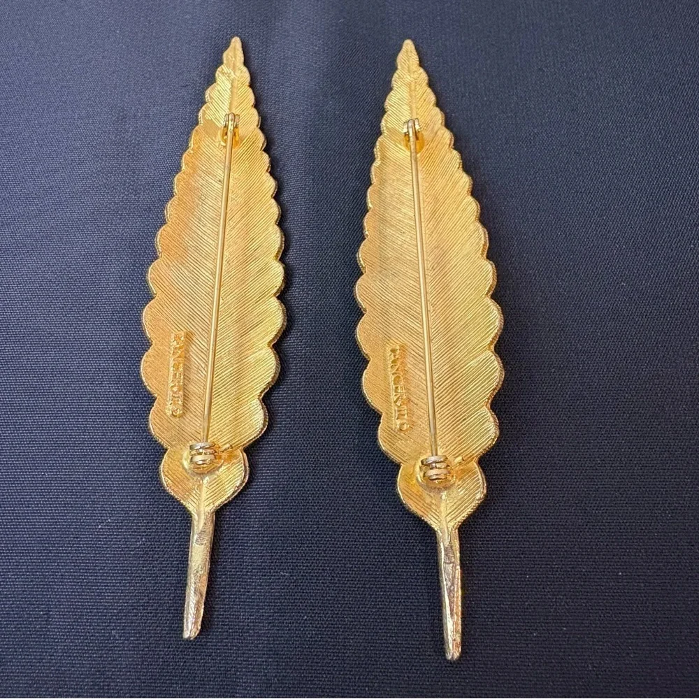 Vintage Tancer II Set of 2 Enamel Goldtone Feather Pins Brooches